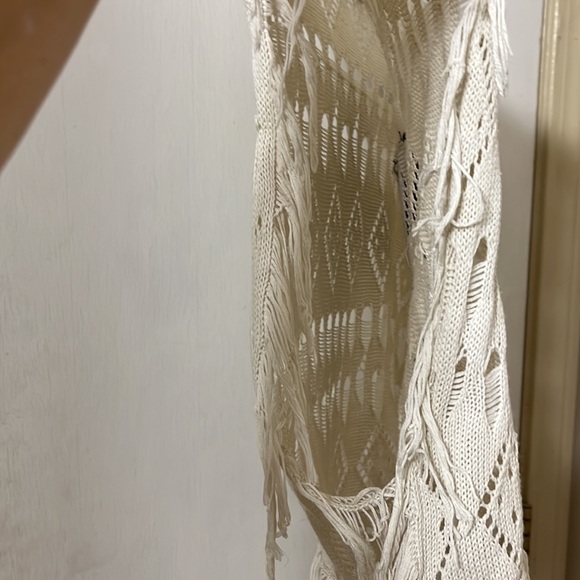 The Classic Brand Shawl Top - Picture 5 of 7